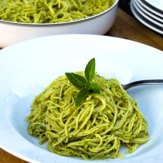 Vermicelli with pesto alla Genovese