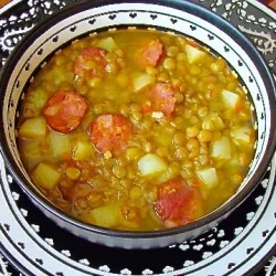 Sopa de lentejas con chorizo - SAVOIR FAIRE by enrilemoine