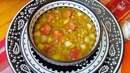 Sopa de lentejas con chorizo - SAVOIR FAIRE by enrilemoine