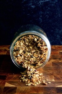 granola con coco y almendras
