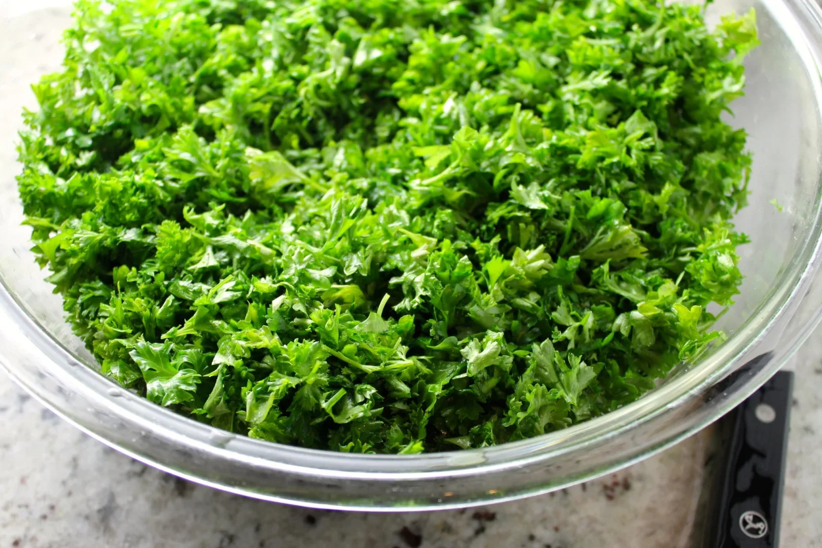 Parsley to make tabbouleh by enrilemoine