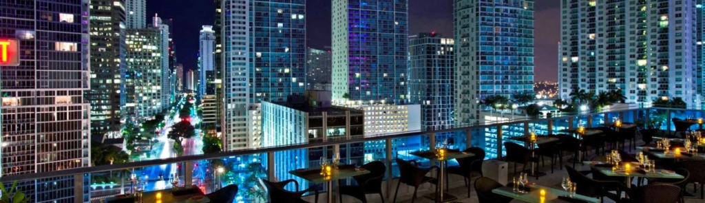 Los mejores rooftop bars de Miami - SAVOIR FAIRE by enrilemoine area 31, miami, downtown miami, rooftop, bar area 31