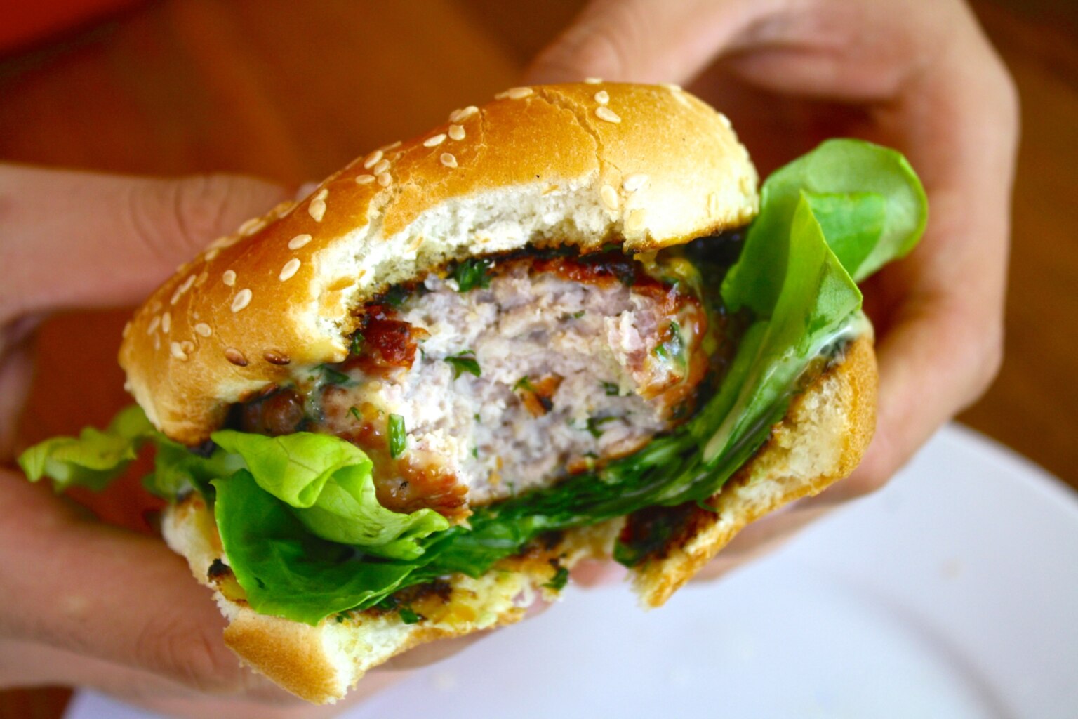 Grilled Pork Loin Burgers + VIDEO EnriLemoine