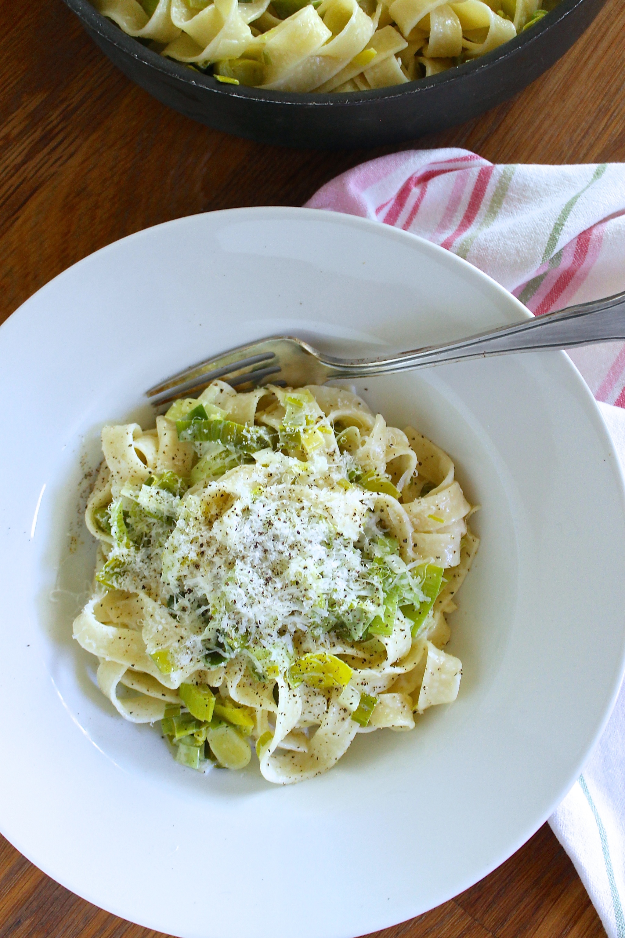 Fettuccine con ajo porro y cre