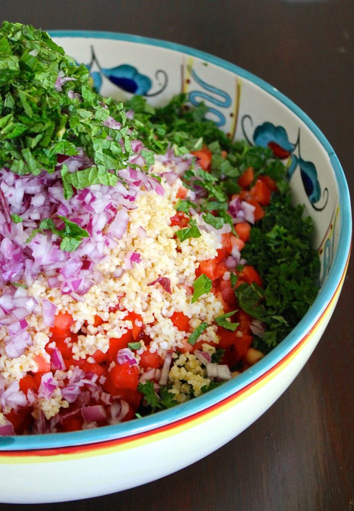 Tabbouleh or Tabouli Salad + VIDEO - EnriLemoine