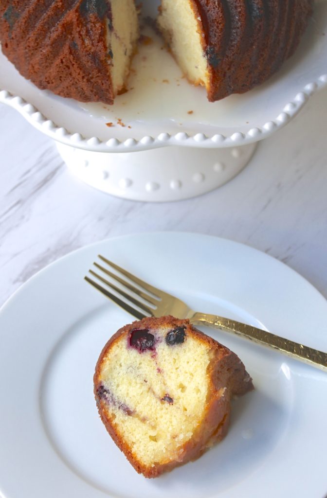 Lemon Blueberry Bundt Cake - Enrilemoine