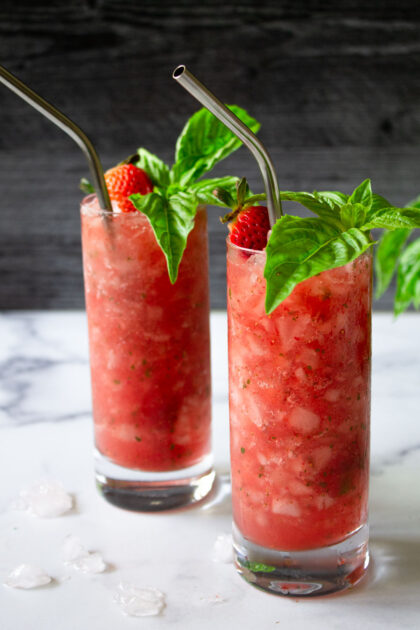 strawberry basil mojito