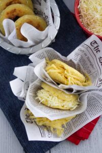 chesse arepas 1 by enrilemoine