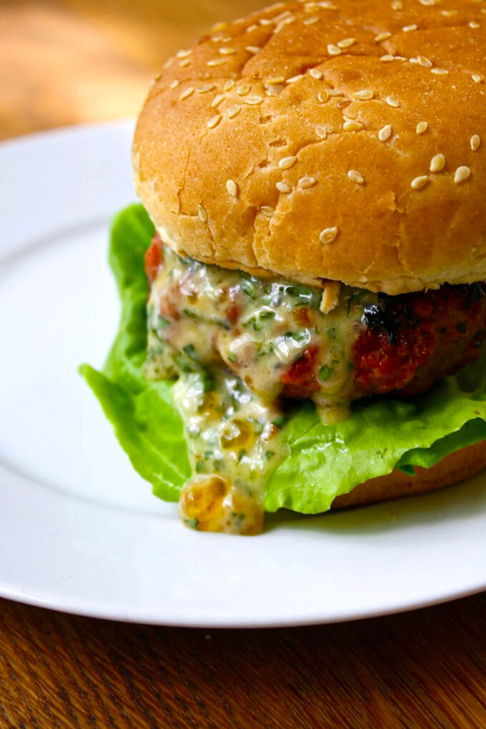 grilled pork loin hamburger by enrilemoine