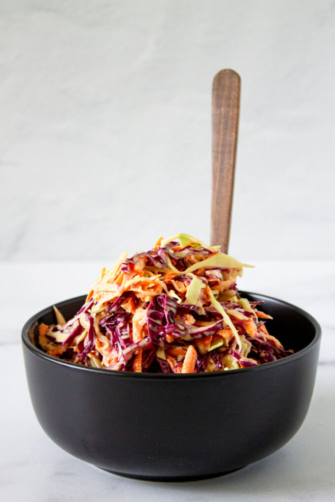 Ensalada rallada o la coleslaw venezolana by enrilemoine.