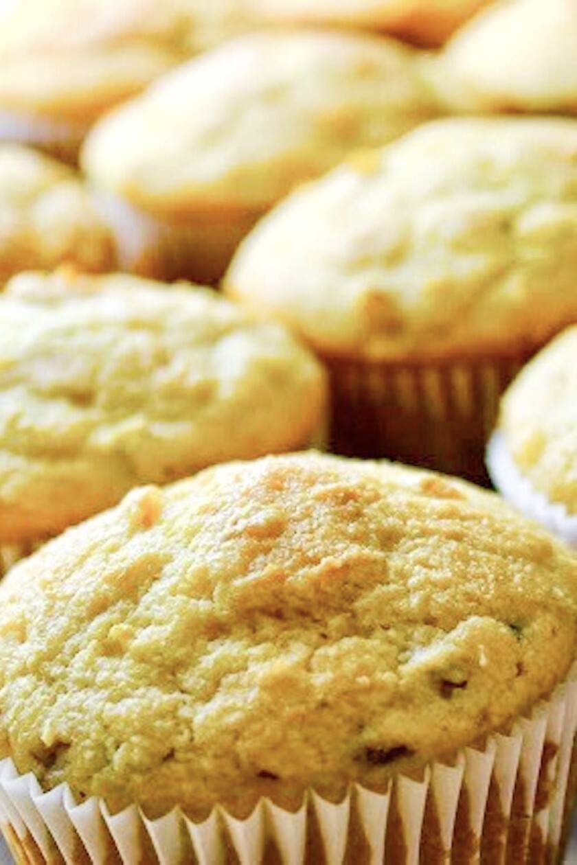 Muffins de pan de maíz con jalapeño y cheddar, by enrilemoine.