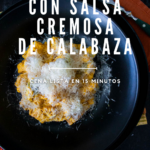 Pasta con salsa cremosa de calabaza.