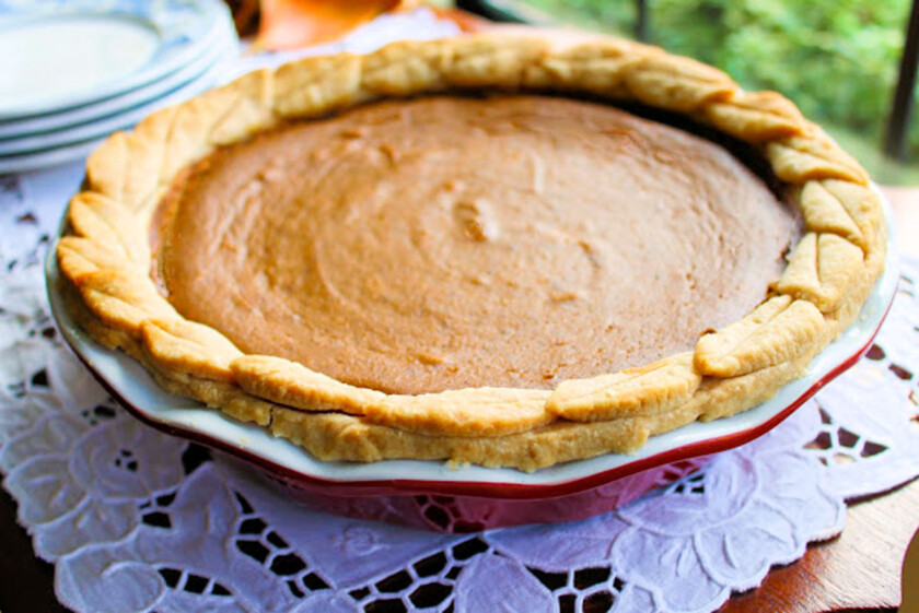 Pumpkin pie with kumquats marmalade