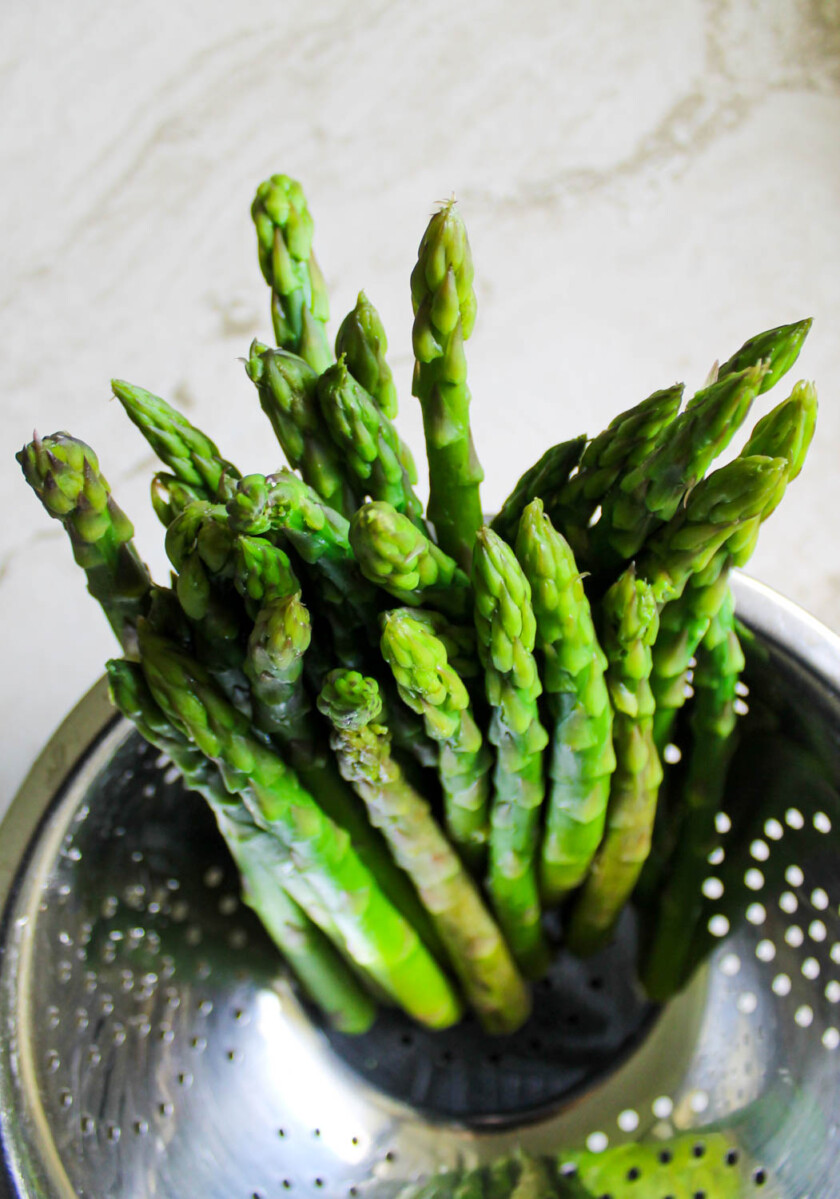 Vinaigrette-Asparagus-by-enrilemoine-3 espárragos verdes a la vinagreta,receta fácil de espárragos verdes a la vinagreta,receta de espárragos a la vinagreta,cómo hacer espárragos a la vinagreta,recetas con espárragos