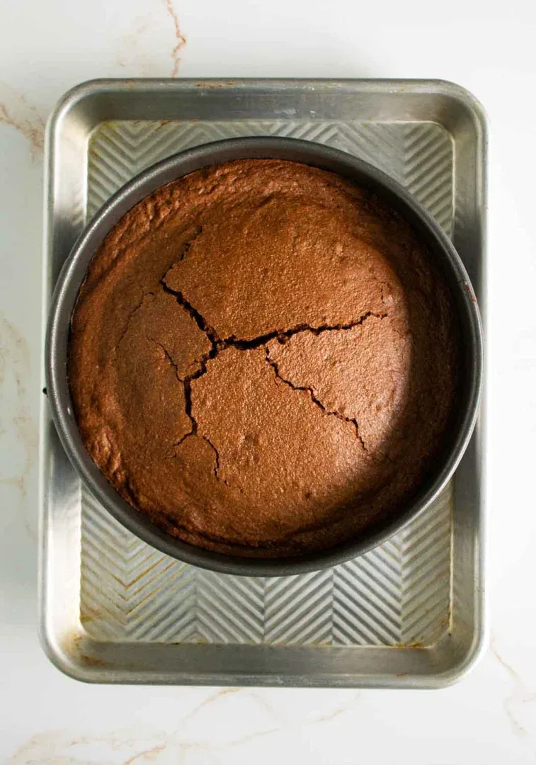 torta caprese,receta de torta caprese,cómo hacer torta caprese,receta súper fácil de torta caprese,clásica torta caprese,tortas de chocolate