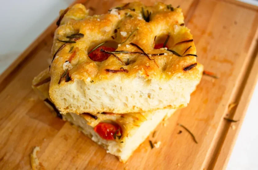 focaccia de tomate